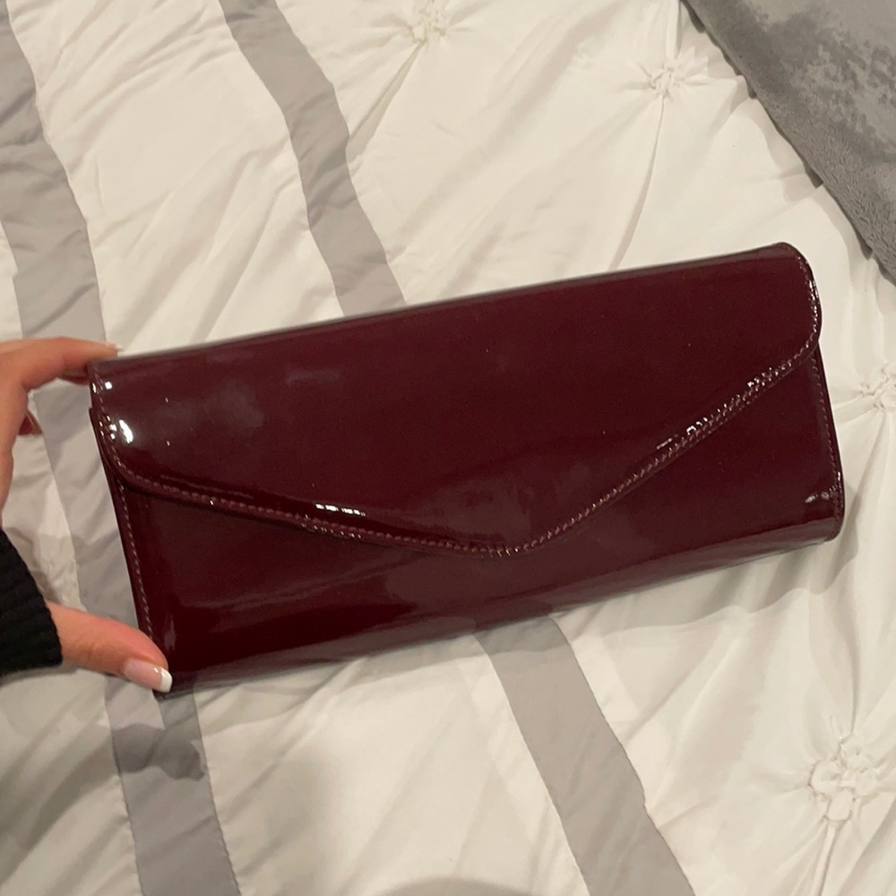 Anna cori clutch burgundy patent leather